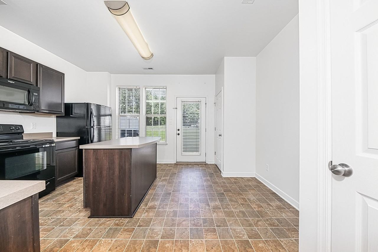 3129 Weathers Blvd - Photo 6 of 15