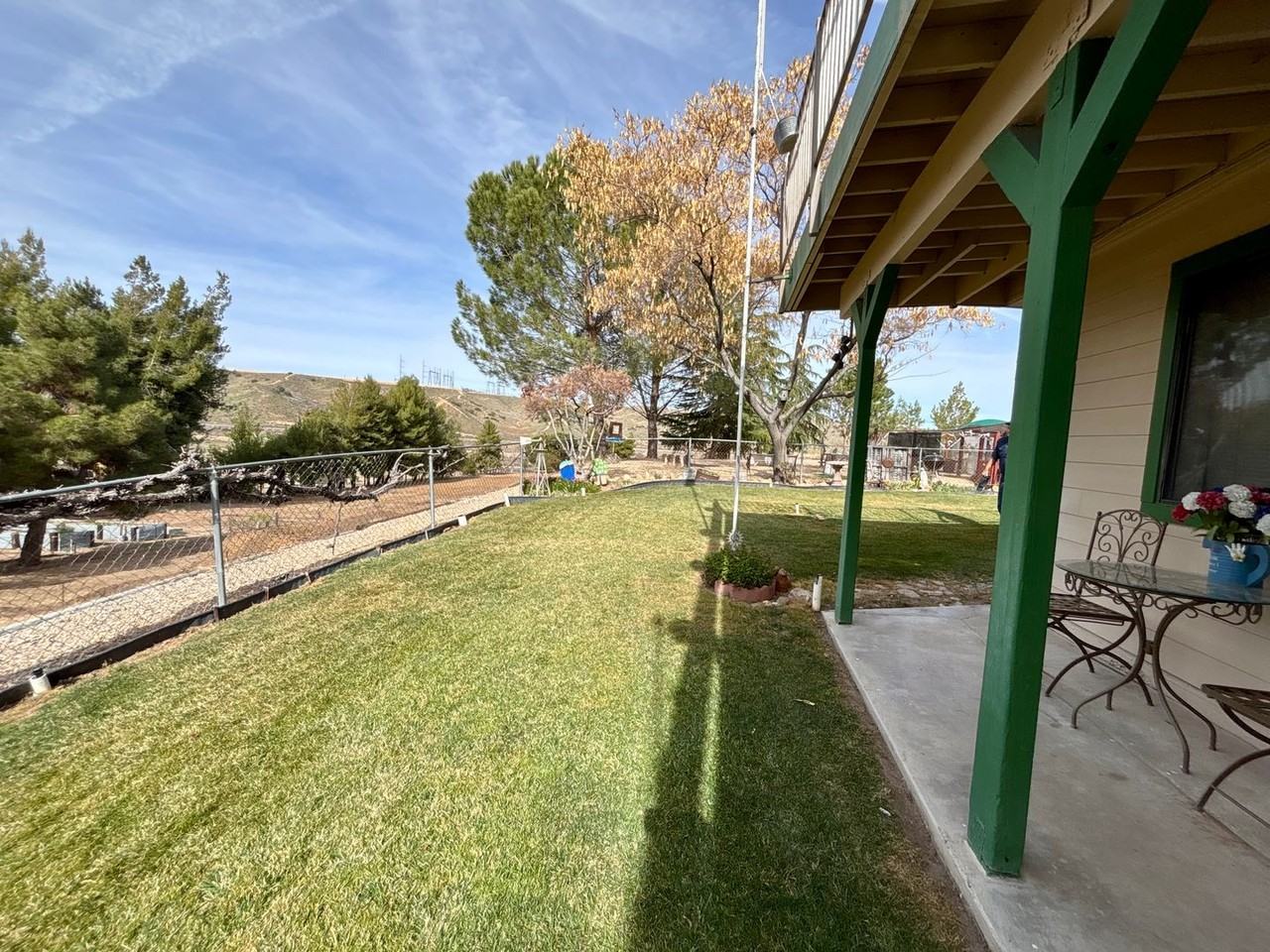 13633 Summit Valley Rd - Photo 6 of 46