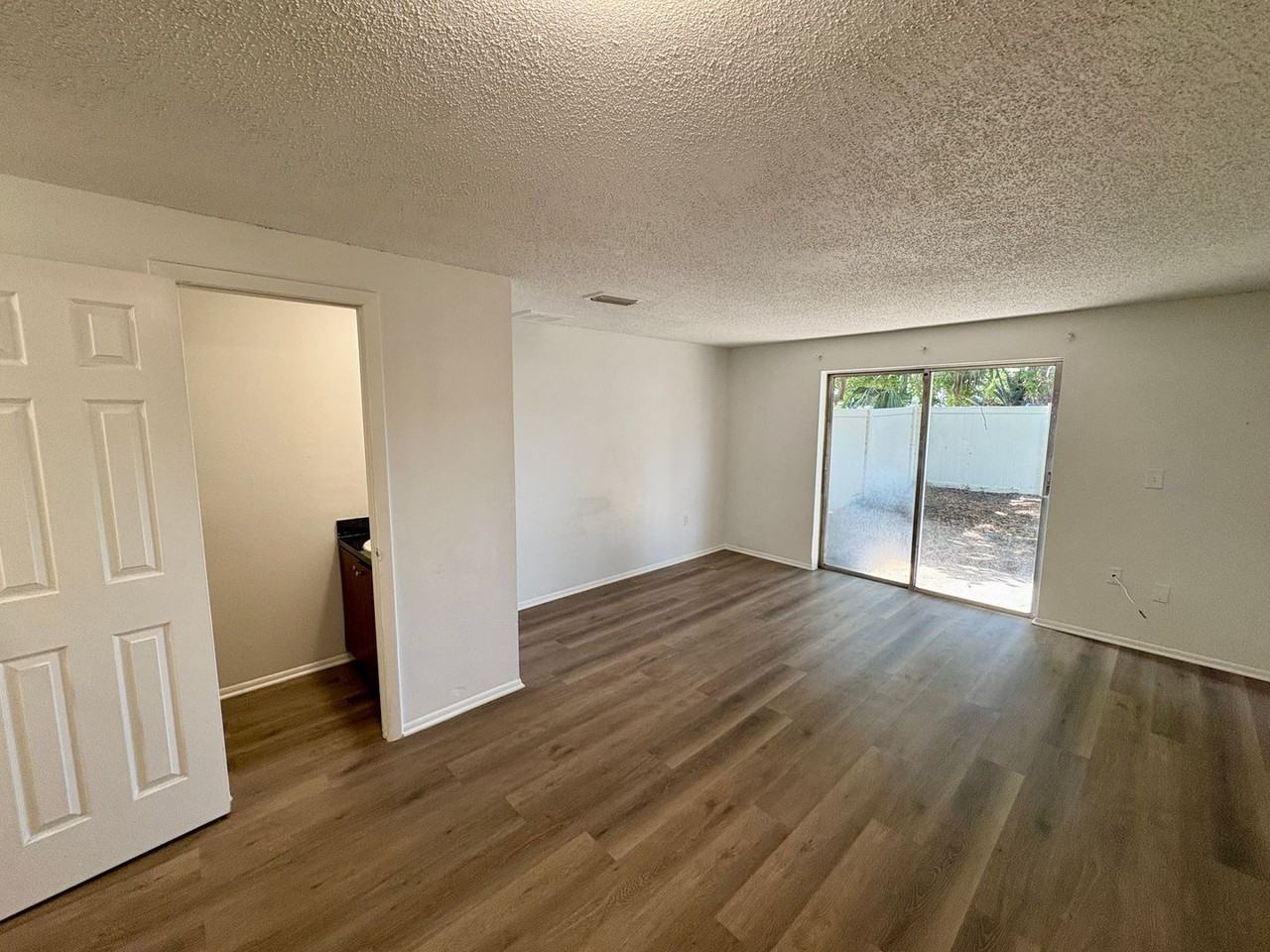 409 57th Avenue Dr E - Photo 5 of 19