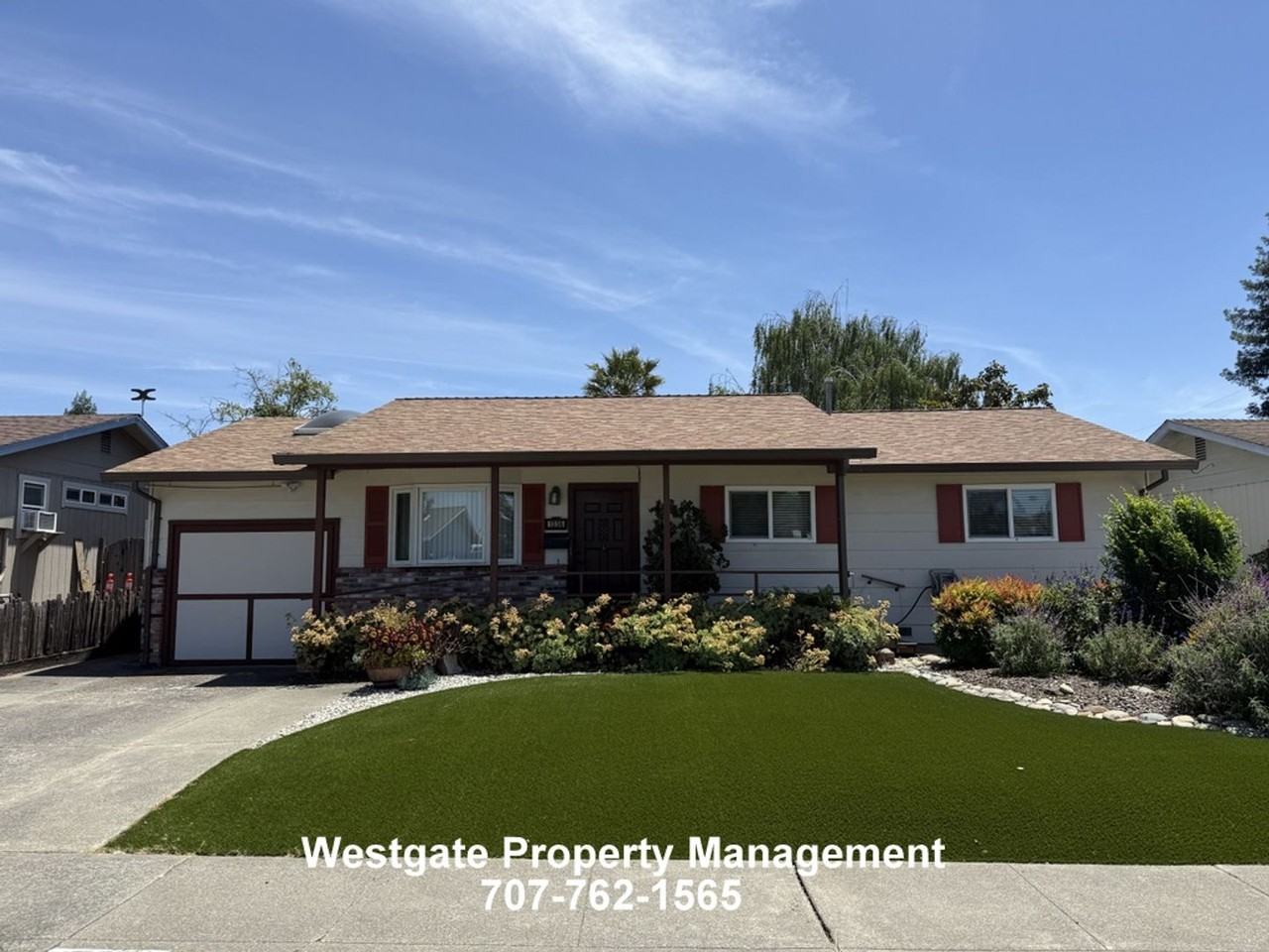 1336 Marian Way - Photo 2 of 27