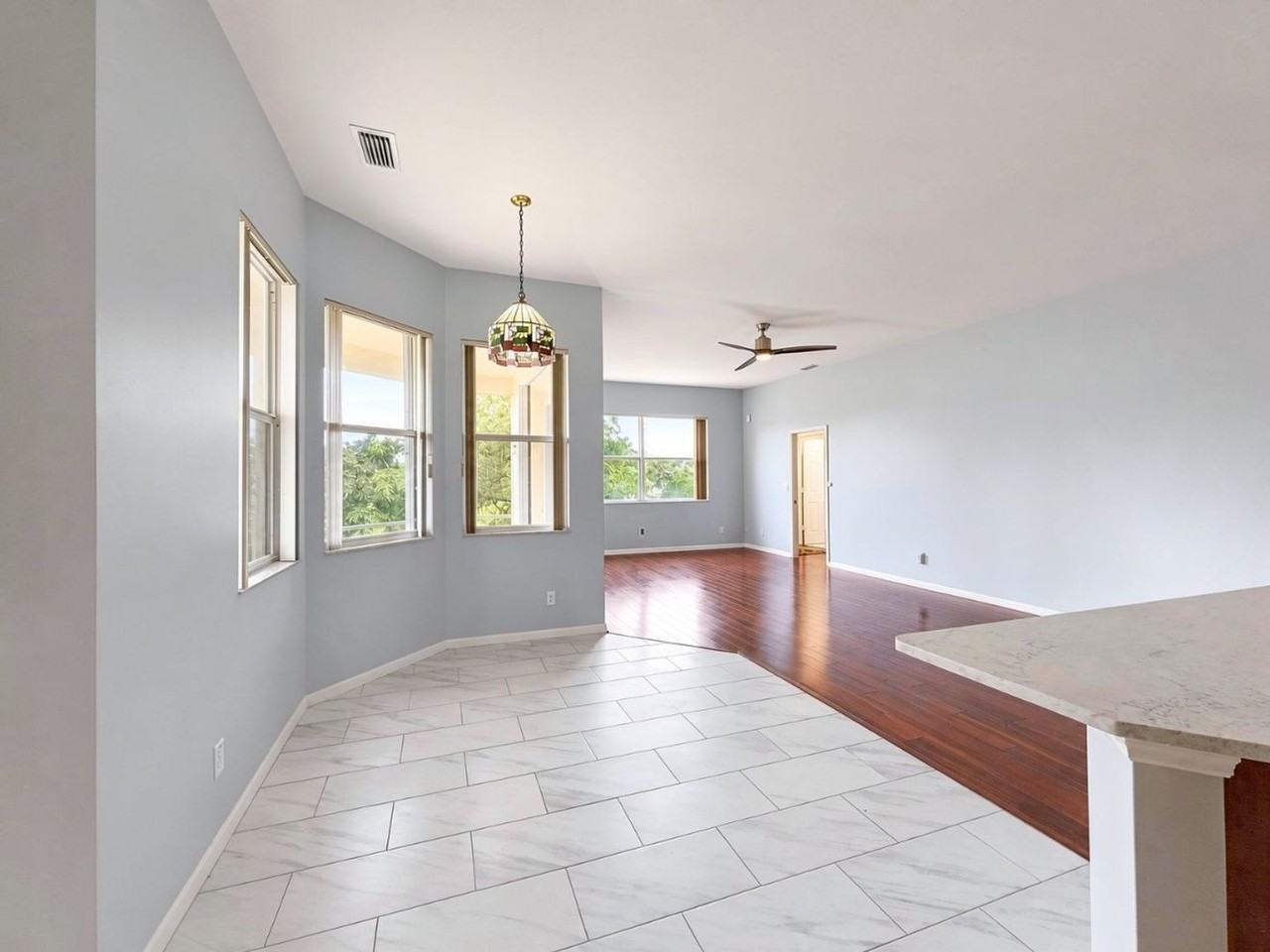 4775 8th St Ne - Photo 3 of 33