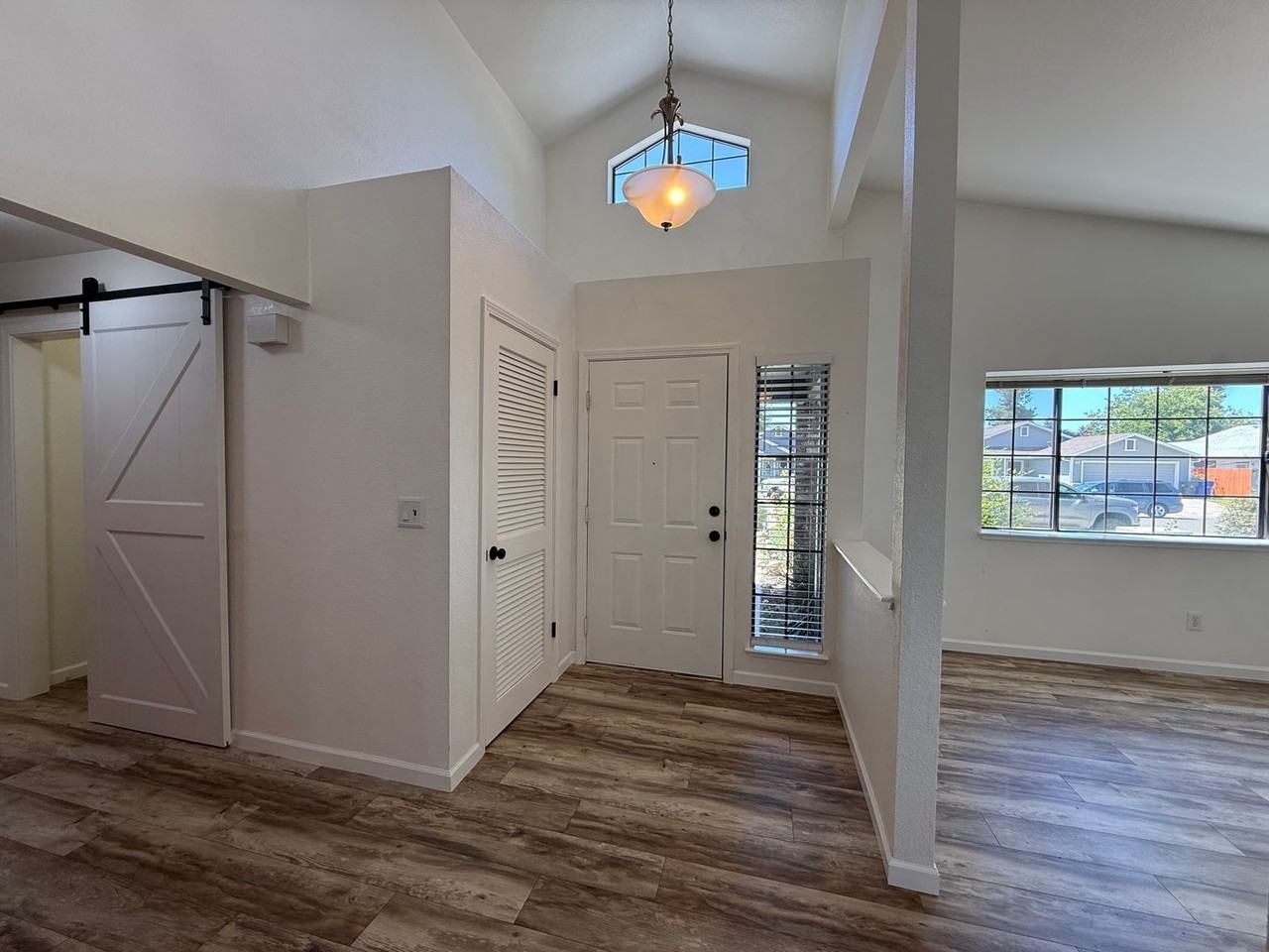243 Rio Mesa Ct - Photo 3 of 26