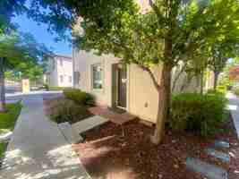 featured image of 559 Palo Verde Cmns