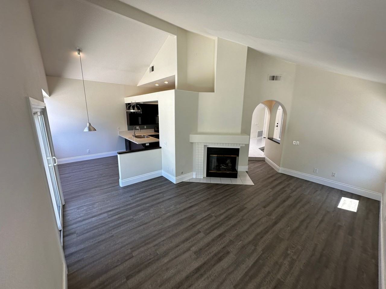4982 Wildwood Dr - Photo 5 of 28