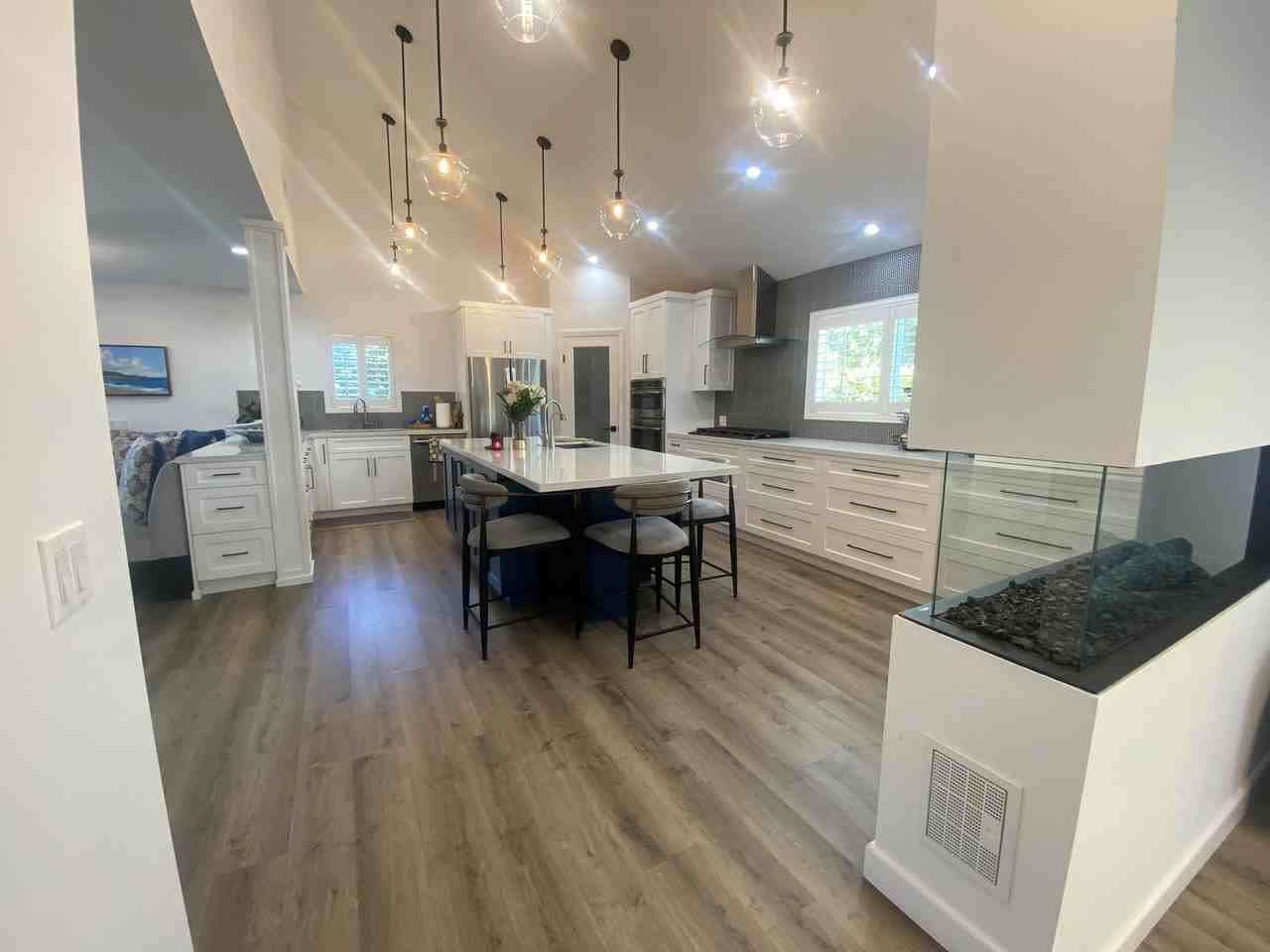 4545 Cathann St - Photo 5 of 28