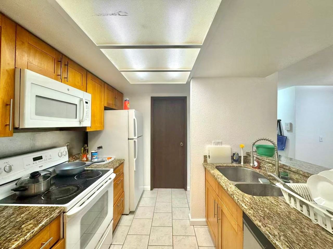 14556 Ne 31st St #G103 - Photo 5 of 12