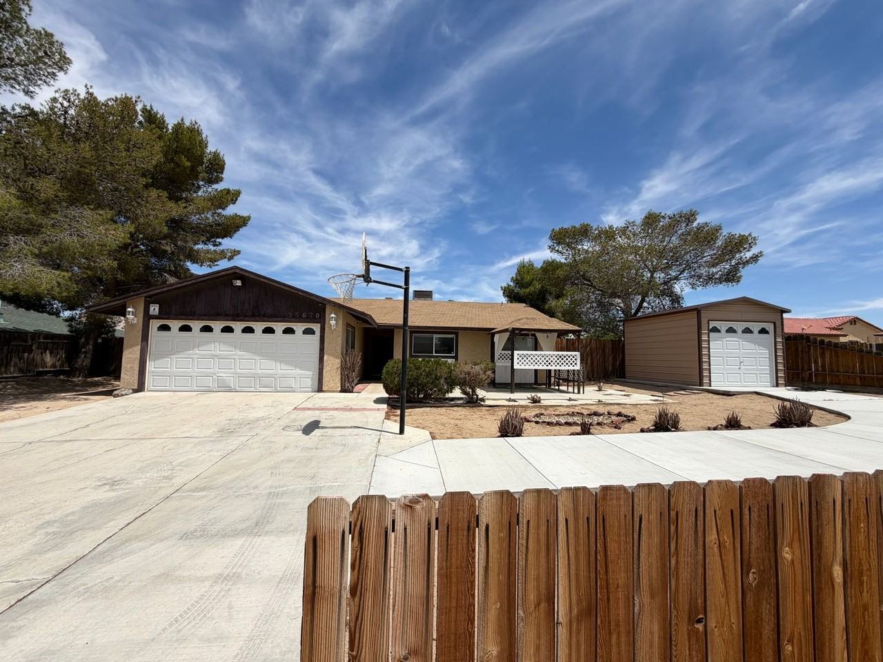 25670 Ash Rd - Photo 2 of 44