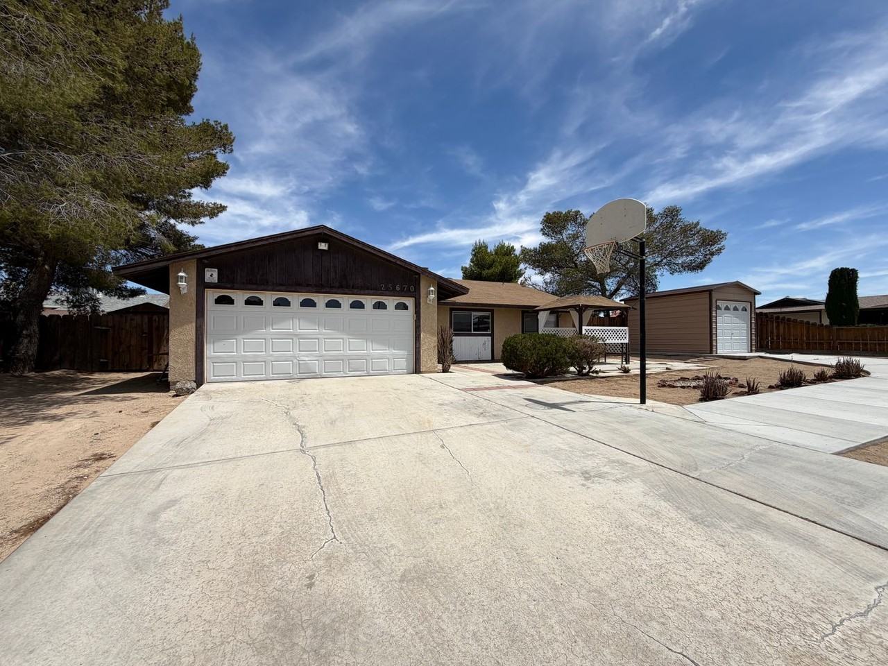 25670 Ash Rd - Photo 4 of 44
