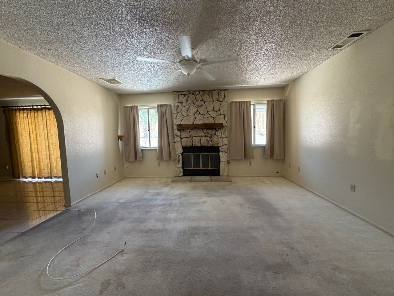 25670 Ash Rd - Photo 7 of 44