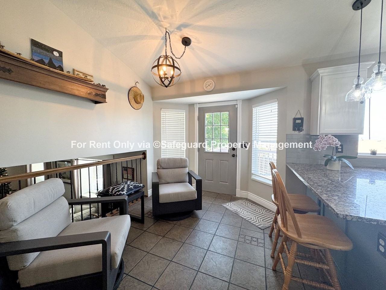 15052 S Manilla Dr - Photo 6 of 22