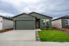 738 Se 34th St - Photo 1 of 1