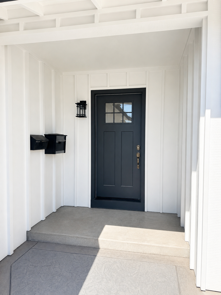 9887 Broadmoor Dr - Photo 2 of 16