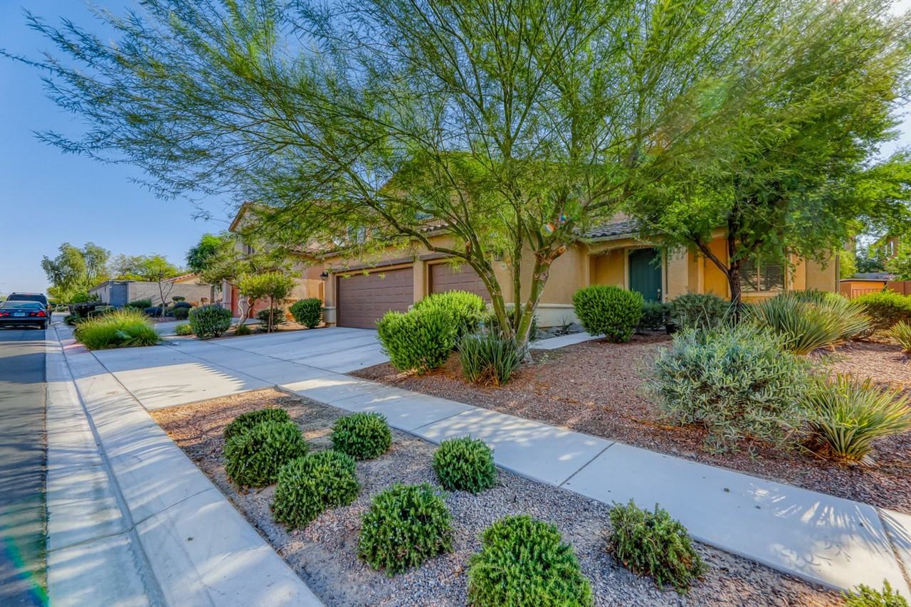2658 Early Light Dr - Photo 3 of 42
