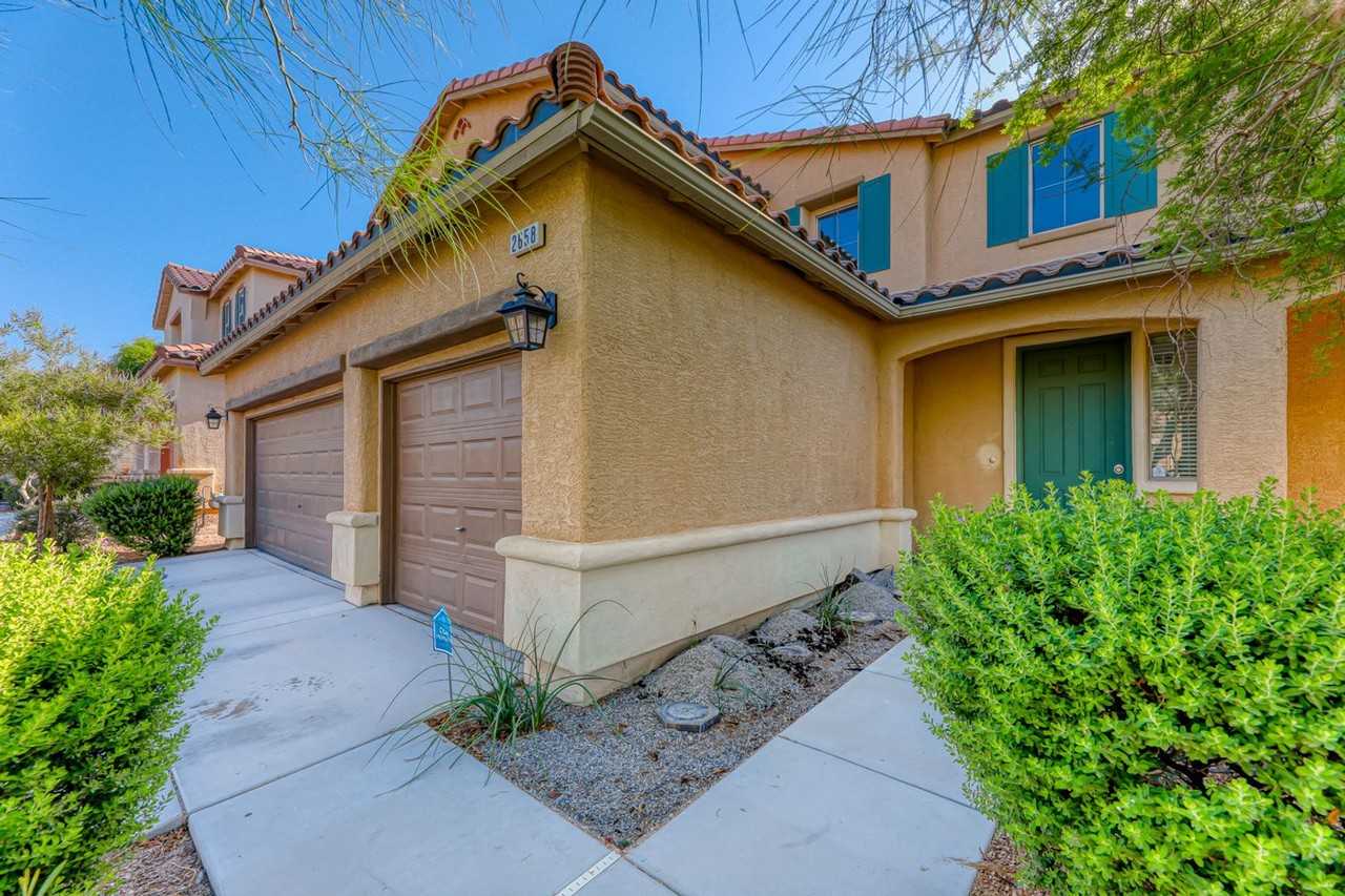 2658 Early Light Dr - Photo 4 of 42