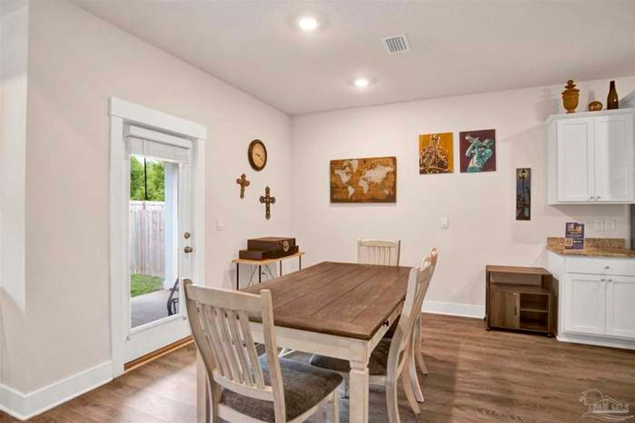 5737 Danbury Blvd - Photo 3 of 19