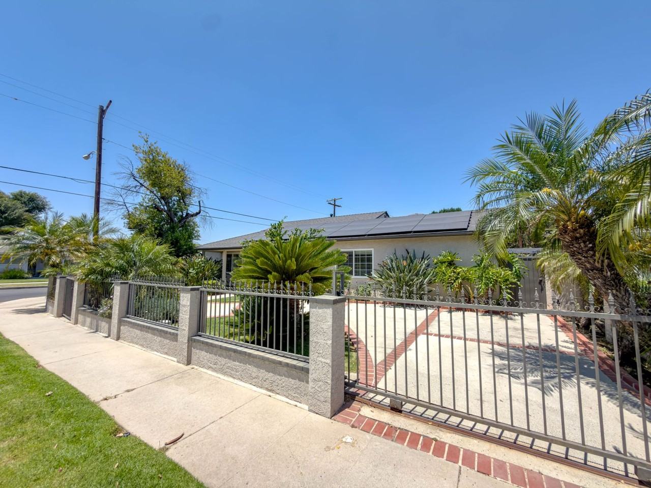 17631 Willard St - Photo 3 of 36