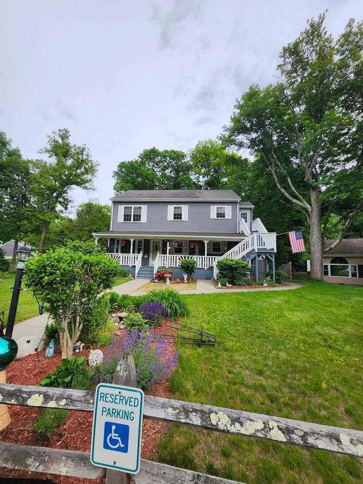 48 Sullivan Pl - Photo 2 of 14