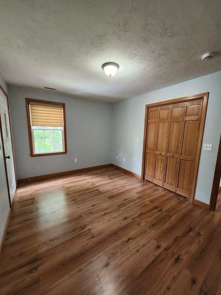 48 Sullivan Pl - Photo 3 of 14