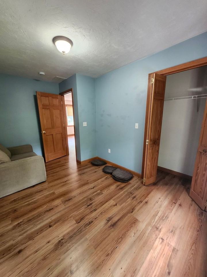 48 Sullivan Pl - Photo 6 of 14