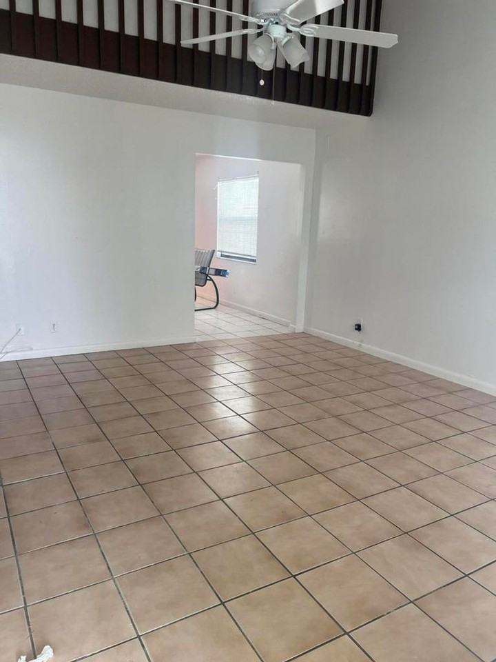 57 Peachtree Pl #0 - Photo 5 of 7