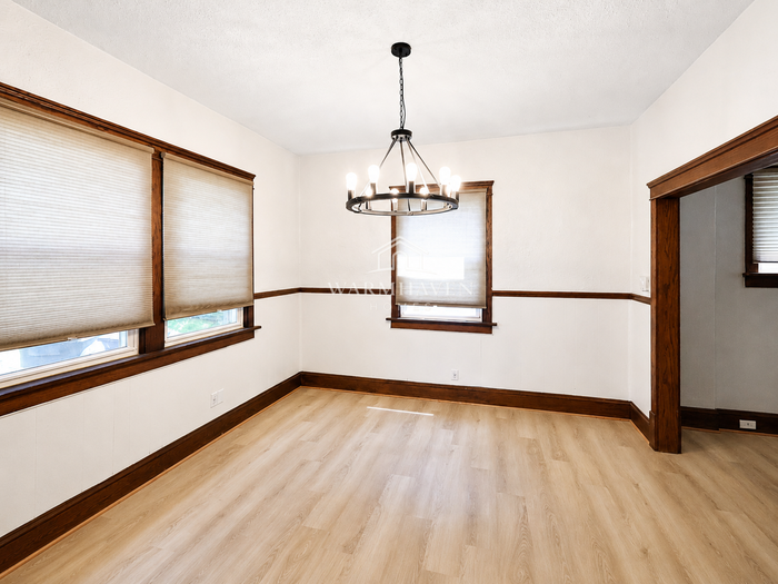 1826 Hillside Ter - Photo 4 of 13