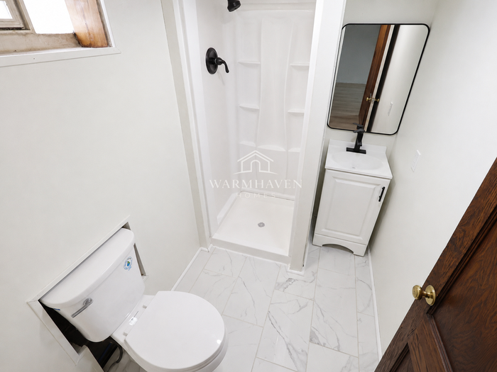 1826 Hillside Ter - Photo 7 of 13