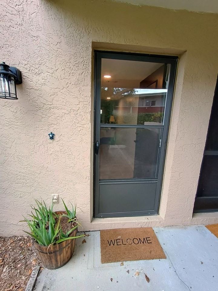 3827 Pine Cone Cir - Photo 2 of 38