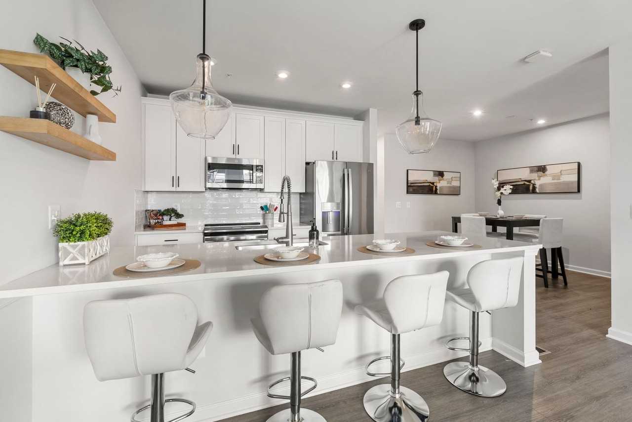 13302 Coalfield Station Ln - Photo 6 of 29