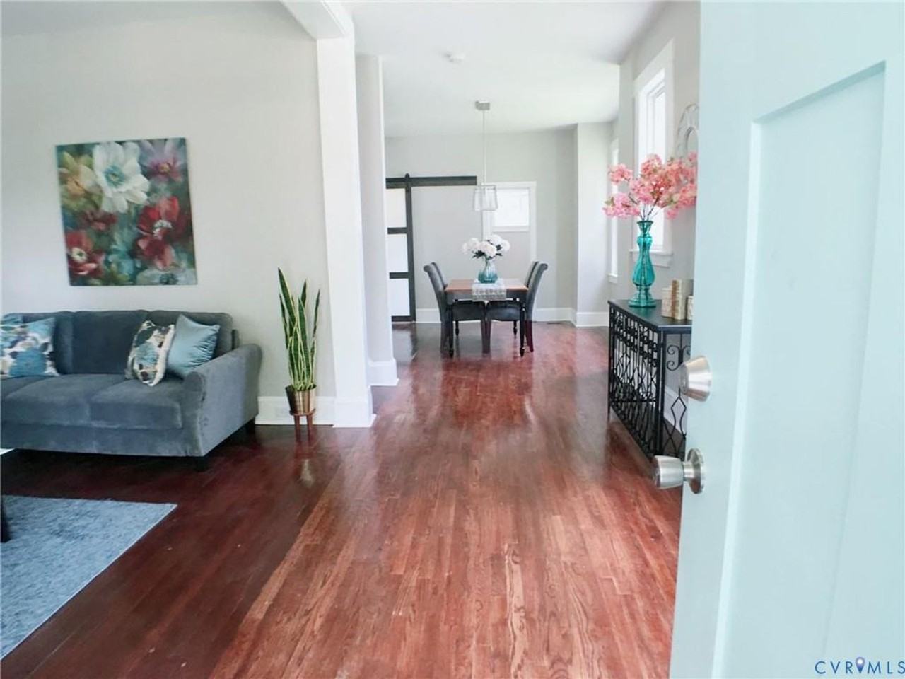 3015 4th Ave - Photo 2 of 32