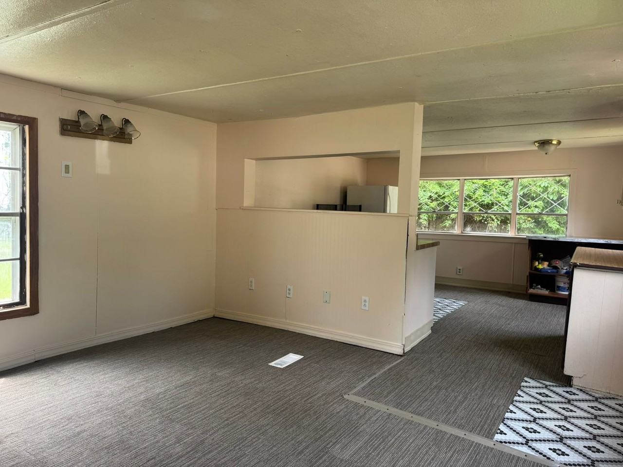 9923 Jacksonville Cato Rd - Photo 4 of 24