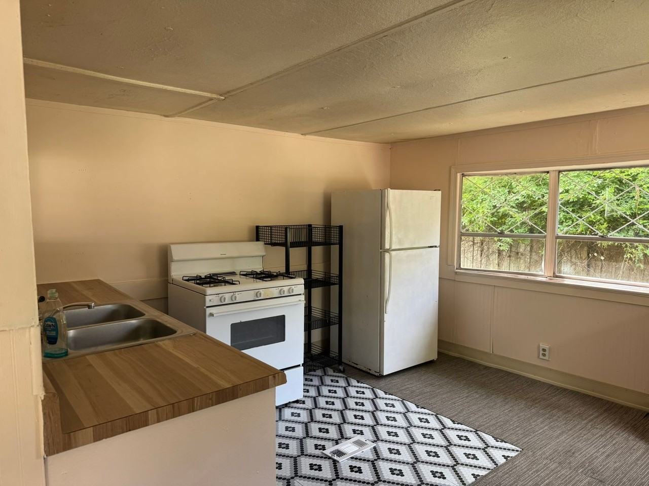 9923 Jacksonville Cato Rd - Photo 5 of 24