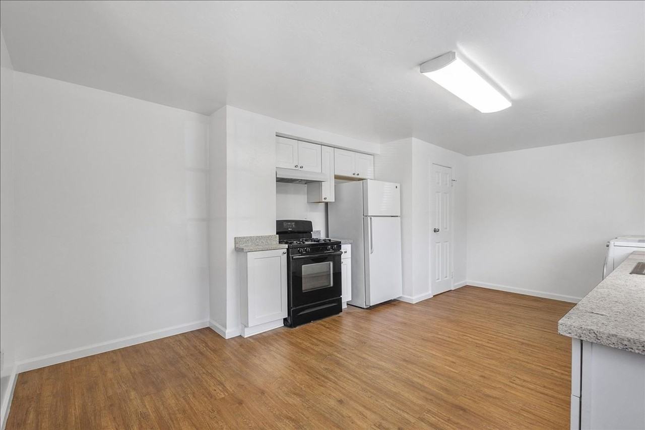 1530 Stanton St #A - Photo 6 of 14