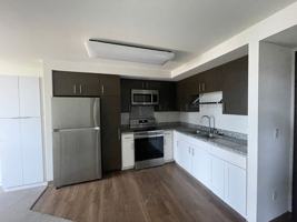 featured image of 988 Halekauwila St
