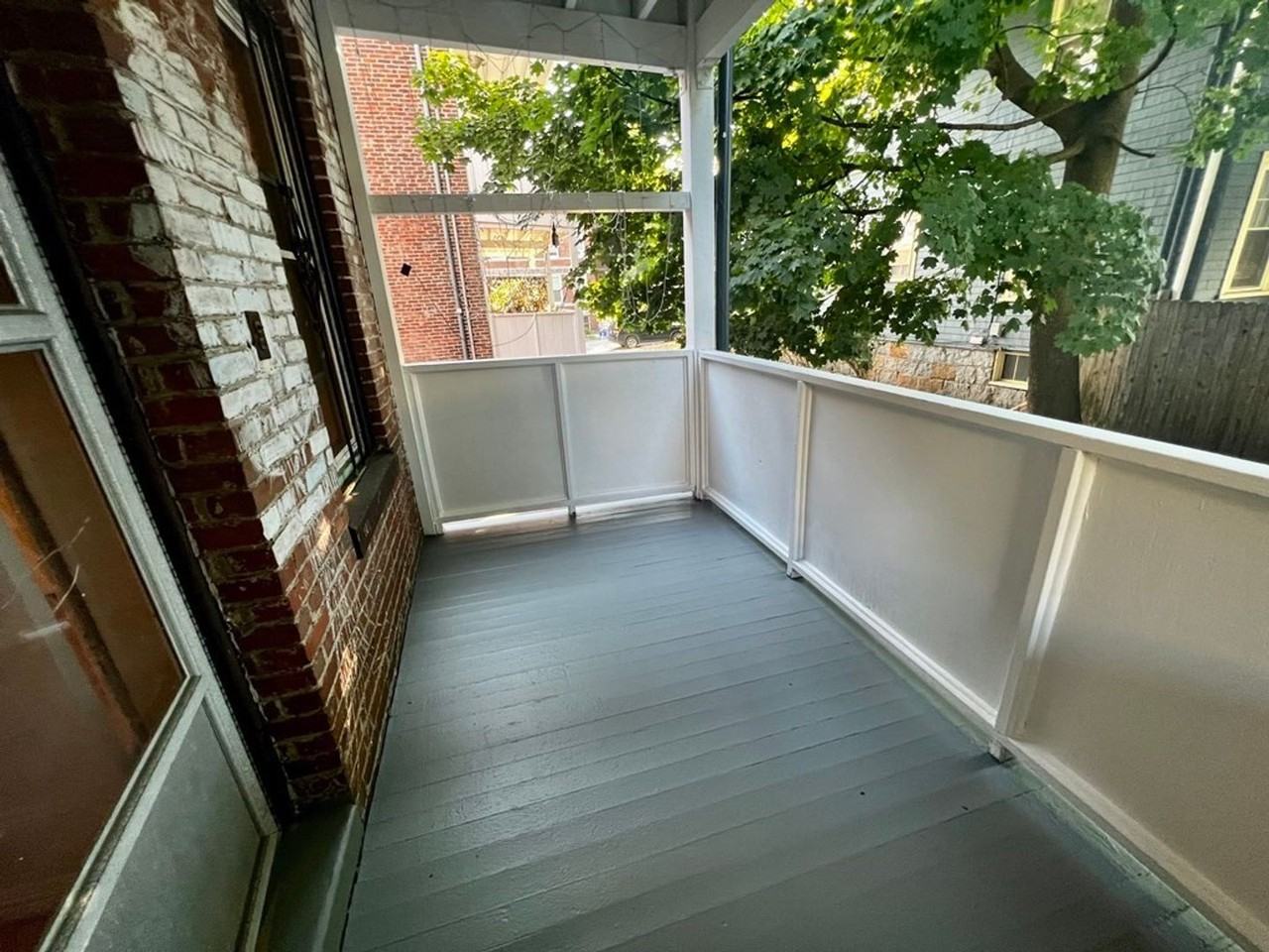 807B Centre St - Photo 4 of 15