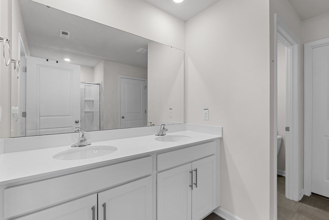 2097 Elmridge Rd - Photo 7 of 9