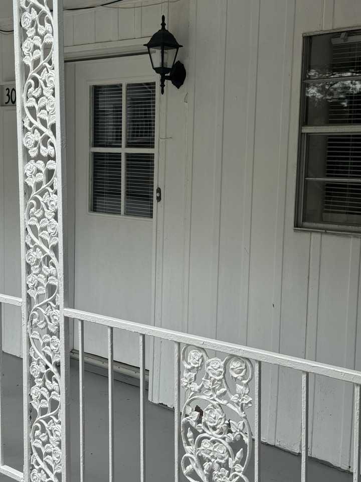 308 Joseph St #A - Photo 3 of 10