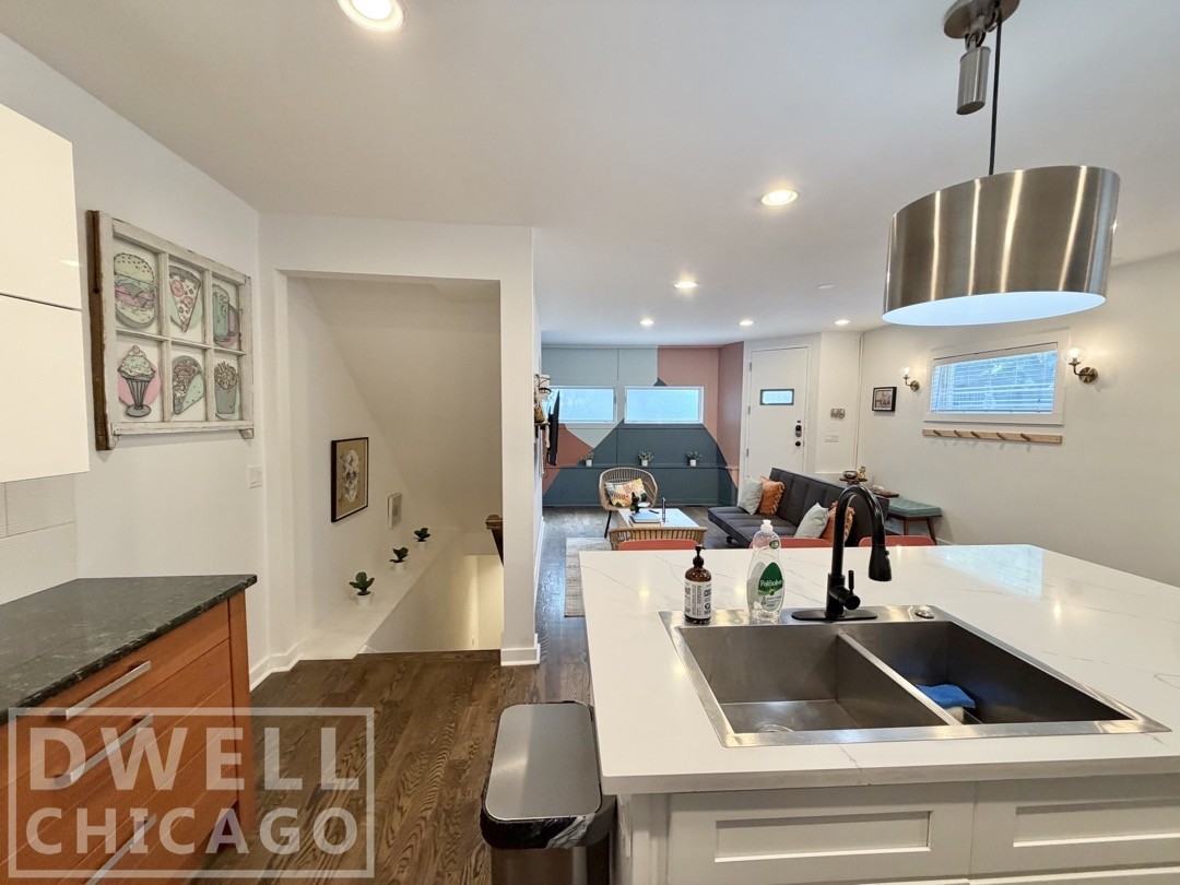 1419 N Paulina St #NA - Photo 4 of 48