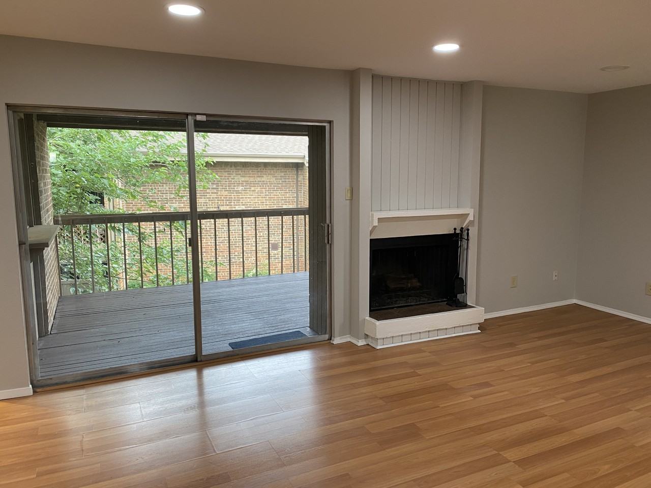 Amesbury Dr #222 - Photo 5 of 12