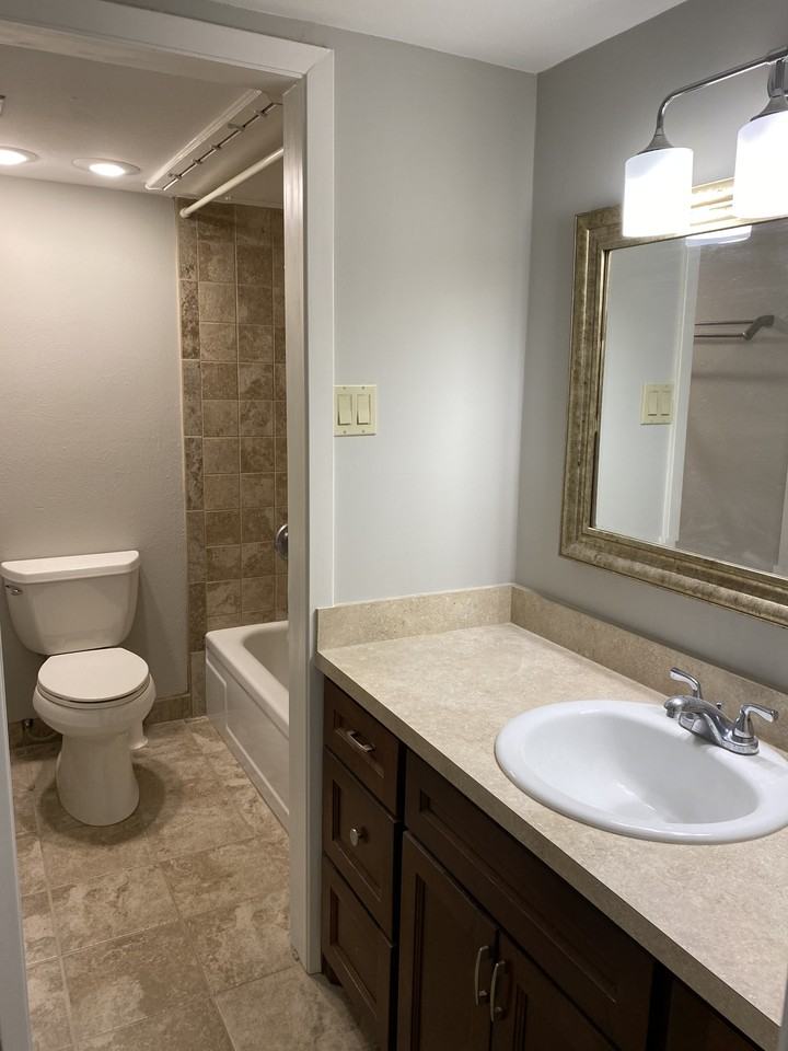 Amesbury Dr #222 - Photo 7 of 12