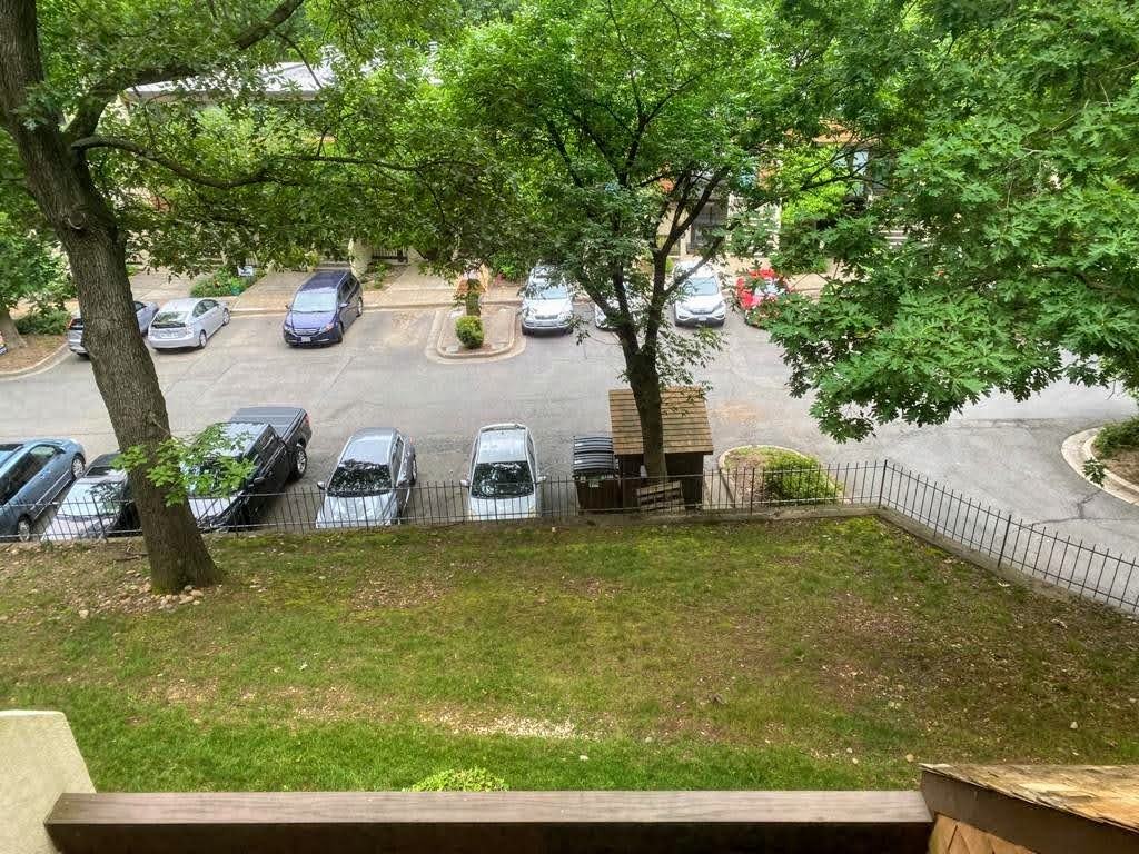 2226 S Quincy St #NA - Photo 6 of 24