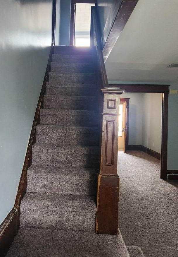 325 New Castle St #325 - Photo 5 of 9