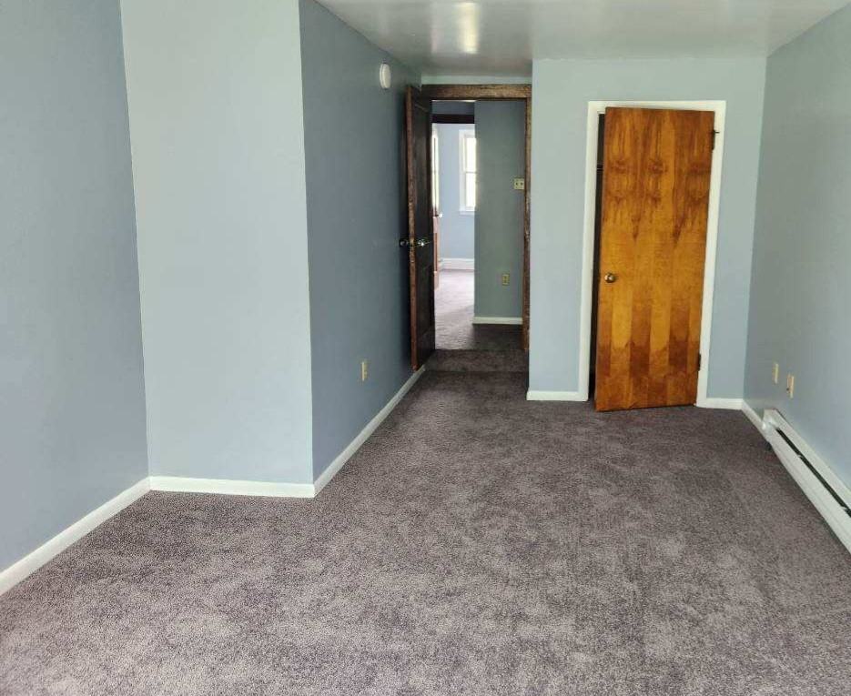 325 New Castle St #325 - Photo 7 of 9