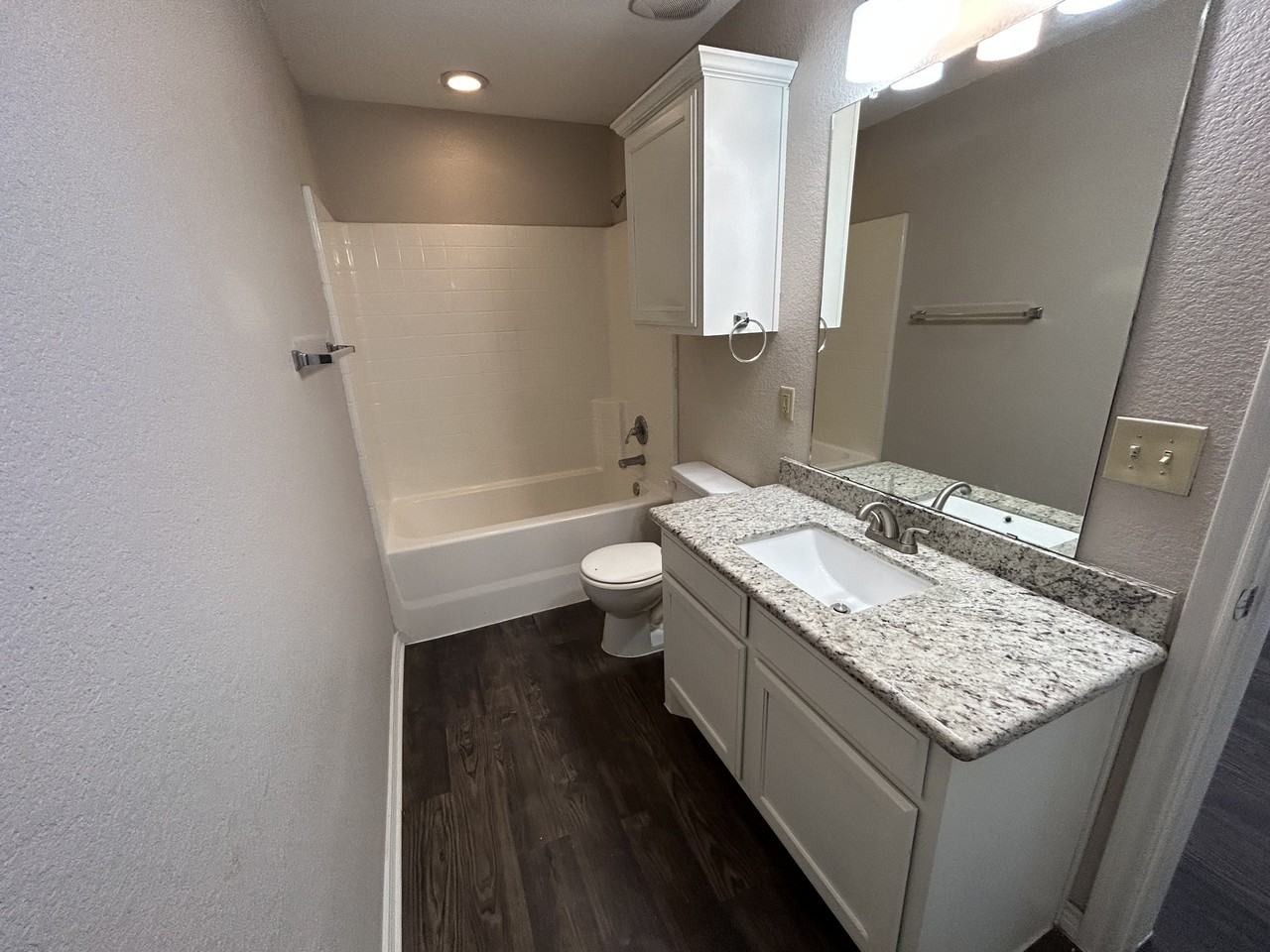 2523 Pascal Ct #A - Photo 5 of 9