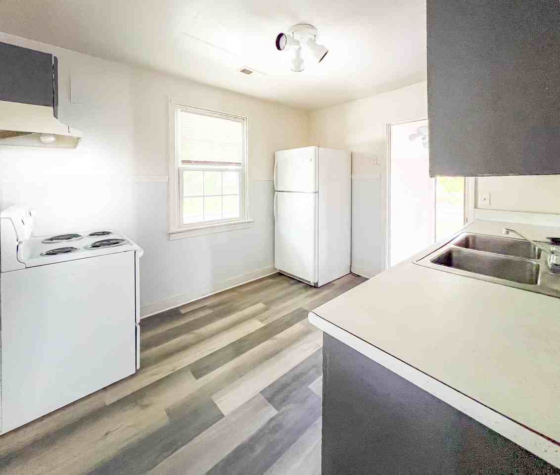 95 Slagle Ave #NA - Photo 2 of 10