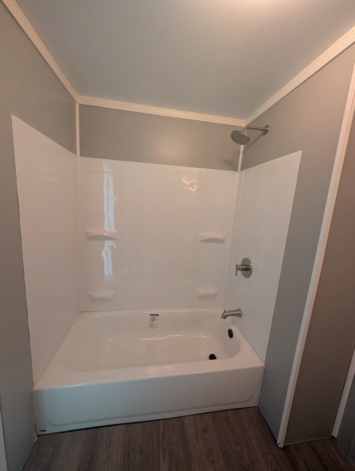 700 Pine Ave #1 - Photo 7 of 11