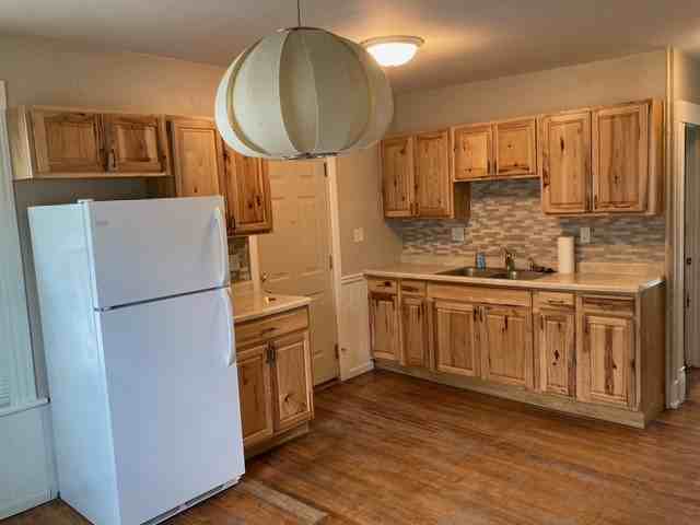 1967 E Main St Lowr - Photo 2 of 15