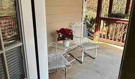 1539 Stampmill Way - Photo 3 of 20
