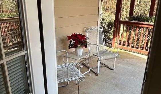 1539 Stampmill Way - Photo 4 of 20