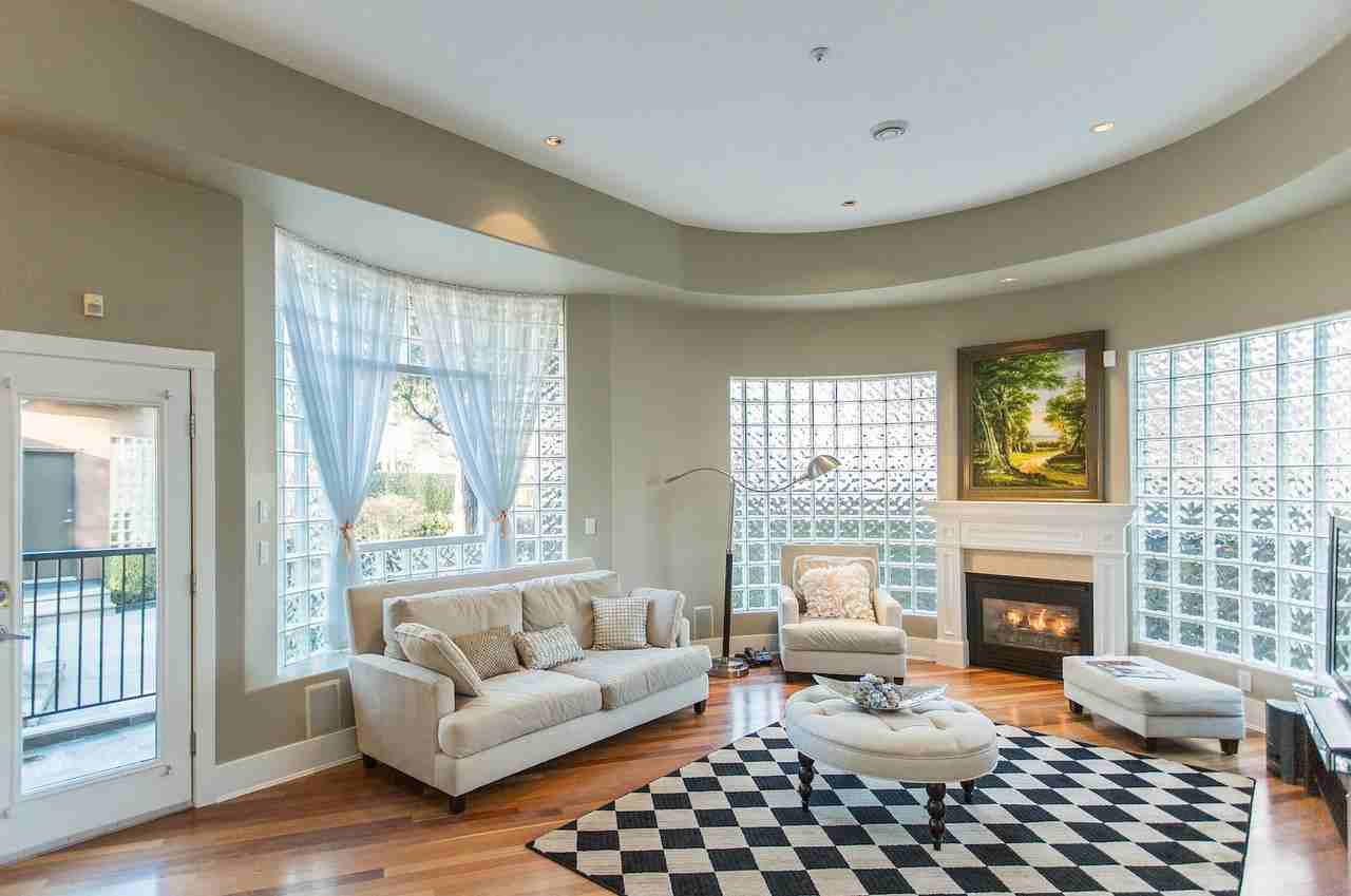 5883 Wallace St - Photo 6 of 20