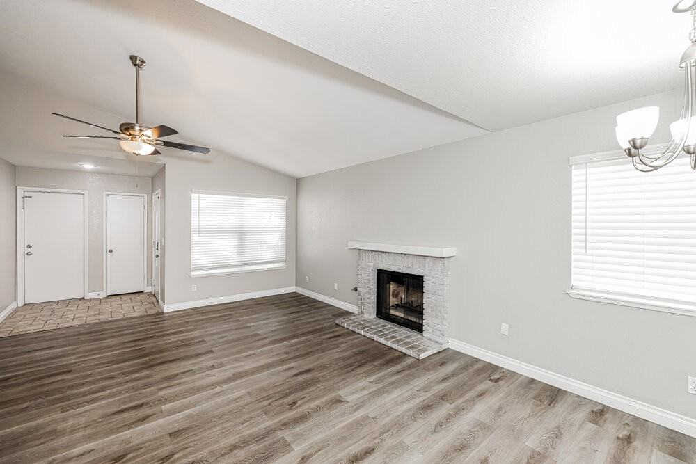 350 Keating St - Photo 6 of 16
